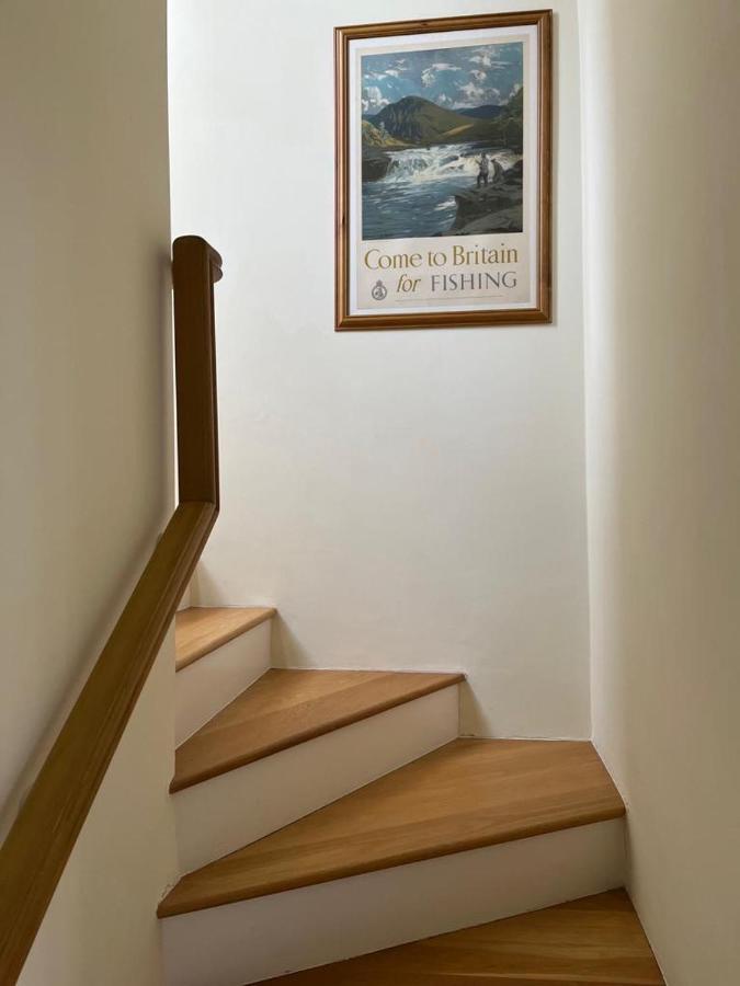 Serene Townhouse With Parking London Exteriör bild